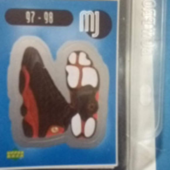 Trading cards - Picture 6 of 8